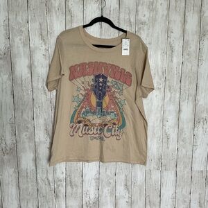 Nashville Graphic Beige Tee - Short Sleeve